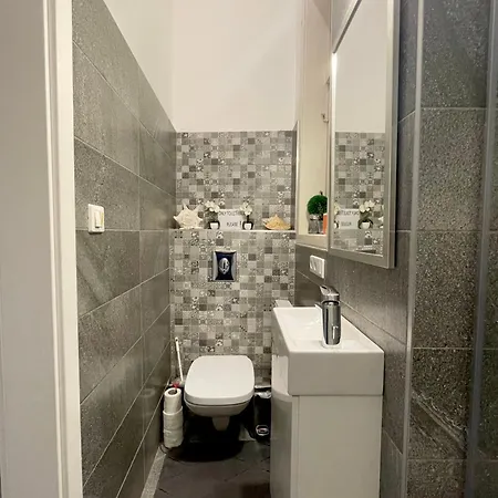 Junior Orange Next To Danube Apartament Budapesta