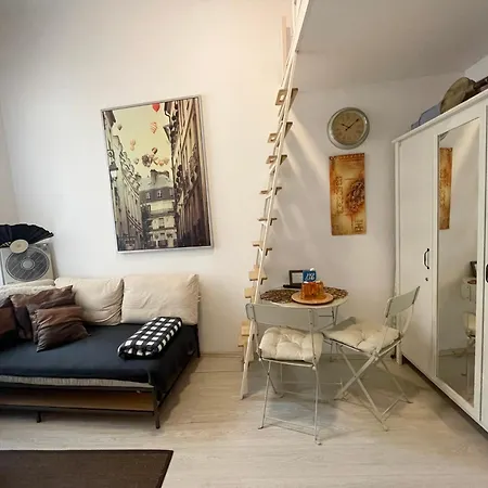 Junior Orange Next To Danube Apartament *