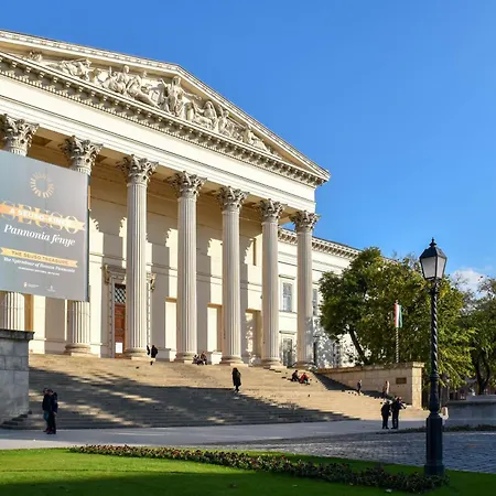 Junior Orange Next To Danube * Boedapest