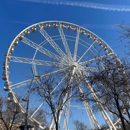 Апартаменты Junior Orange Next To Danube *