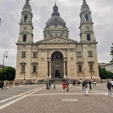 Апартаменты Junior Orange Next To Danube